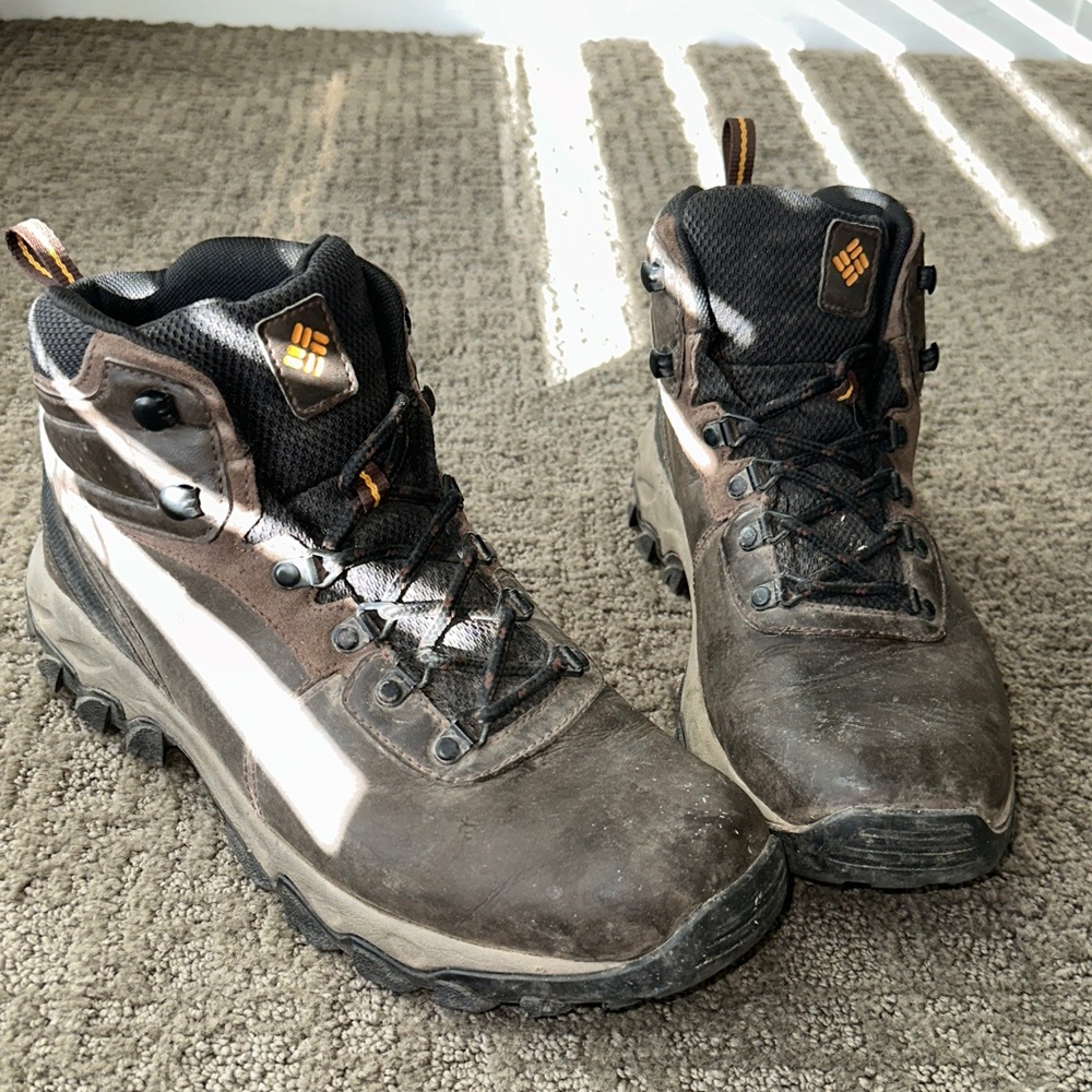 Columbia Hiking Boots